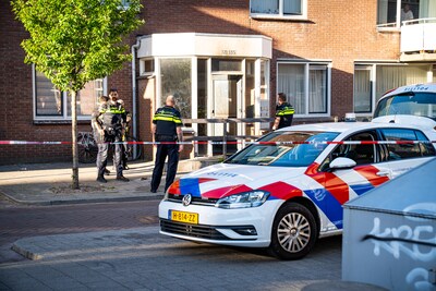 Explosief gaat af in portiek aan Berkelstraat in Rotterdam, eerder ook al beschieting en explosie