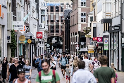 Inflation is falling, though it doesn't feel like it: ‘When prices stay the same you don't notice, but when they rise you do’