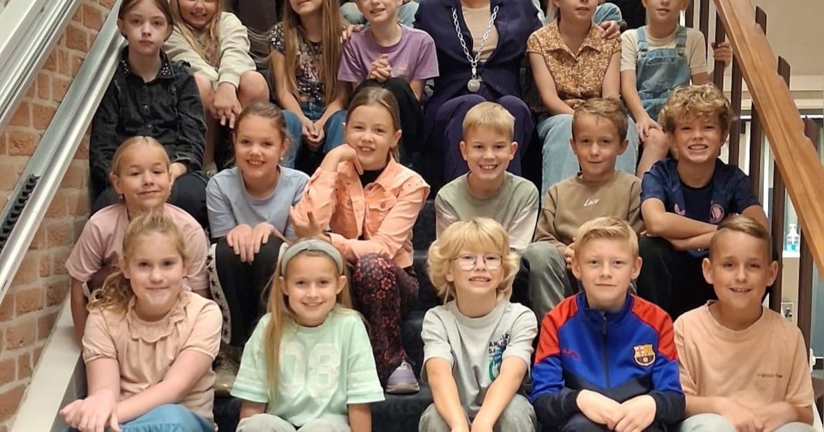 Gezond begin van de dag voor leerlingen De Hoekstee, die mogen ontbijten met de burgemeester