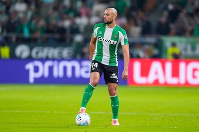 Real Betis wil mét Amrabat snel door in Europa League: ‘FC Utrecht zit in mijn hart’