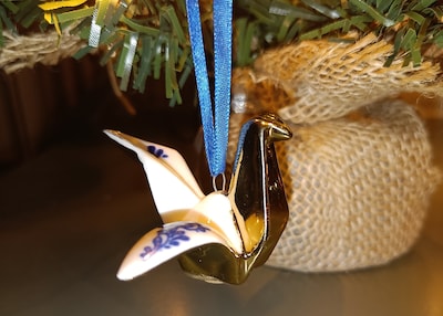 Een kraanvogel met as van overleden echtgenoot en nog meer van jullie bijzondere ballen voor in de b