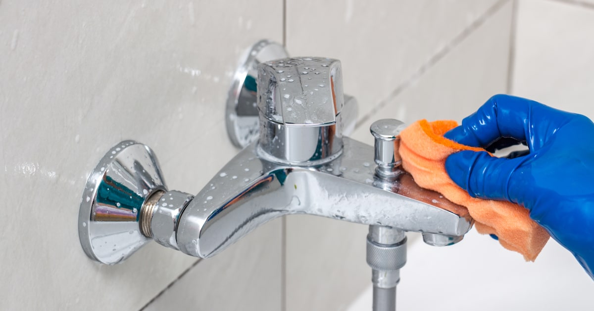 hardnekkige kalkaanslag verwijderen