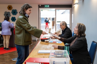 LIVE 2026 Municipal Elections | Candidate makes striking plea: ‘Don’t vote for me, don’t do it’