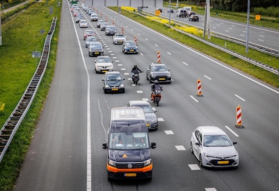 Flinke file op A27 vanwege afgesloten A2