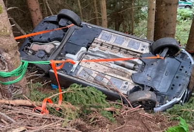 Vakantie Nederlands gezin in Oostenrijk eindigt in crash: moeder met traumaheli afgevoerd