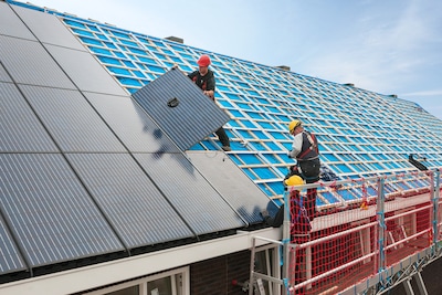Uitstoot van CO2 in Utrecht in 10 jaar met 35 procent afgenomen, maar snelle omslag naar duurzame en