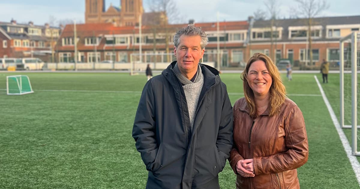 Eva de Raadt lijsttrekker CDA Haarlem tijdens gemeenteraadsverkiezingen