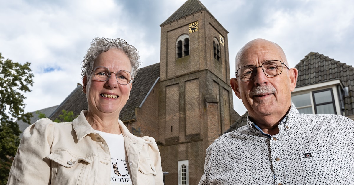 Minder gelovigen, minder inkomsten: daarom maken banken plaats voor stoelen in de Plaskerk