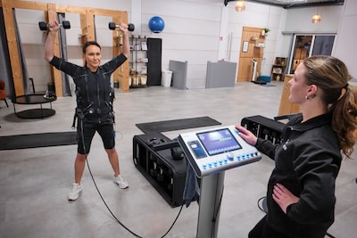 Dankzij 20 minuten durende sportsessies ‘onder stroom’ is Marcha (46) na auto-ongeluk van hernia af