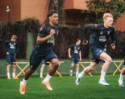 De aanvaller die Go Ahead Eagles verder moet helpen, kent de trainer al jaren: ‘Kick op het publiek’