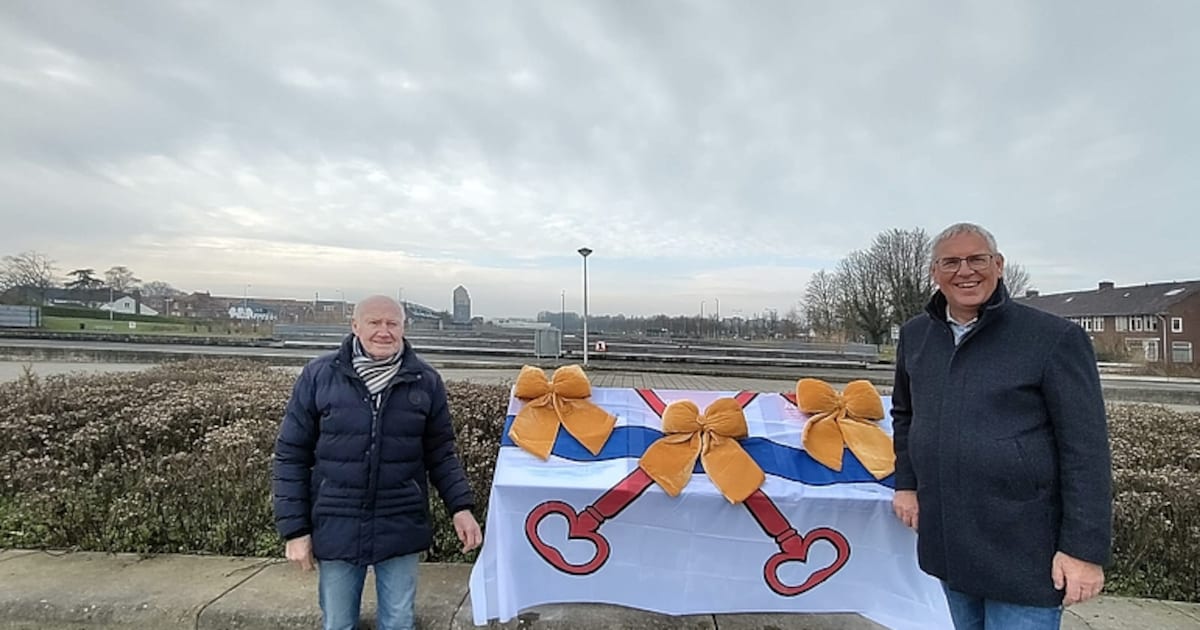 Landschap rond aquaduct op de kaart: nieuwe erfgoedborden onthuld in Leiderdorp