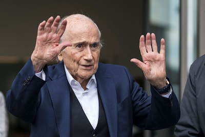 Voormalig FIFA-baas ergert zich aan ‘langste rust ooit’ tijdens WK-finale: ‘De drinkpauzes waren nog maar het begin’