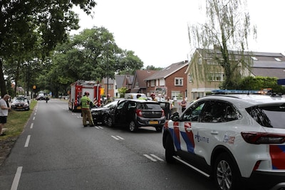 Ongeluk op Arnhemseweg in Apeldoorn
