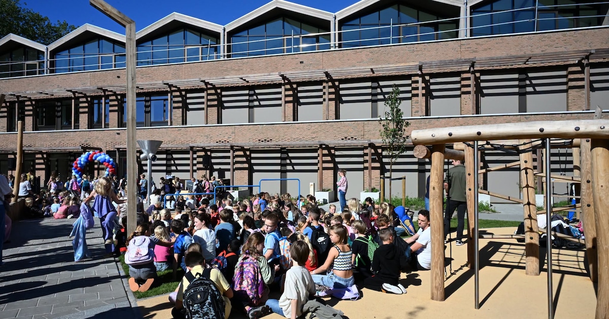 Kindcentrum De Stuifhoek in Made officieel geopend