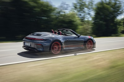 Deze ultieme sportwagen is er nu als cabrio