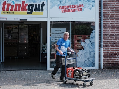 German beer sellers already swamped by Dutch customers, and that's before the tax hike kicks in