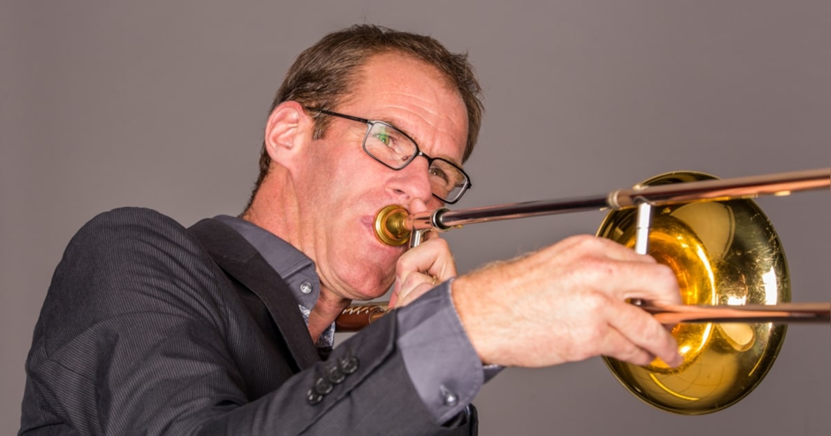 Thuiswedstrijd voor Culemborgse trombonist Ilja Reijngoud: hij is zondag te horen in de Gelderlandfa