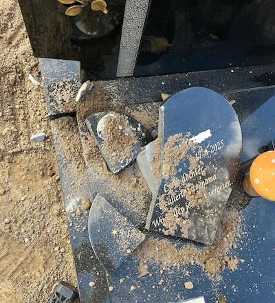 Familie doet oproep na vernielen graf Wendy, die bij bootbrand omkwam: ‘Laffe actie, dit is super pi