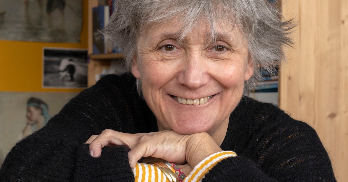 Bekende illustrator Charlotte Dematons geeft tekenles in Anton Pieck Museum