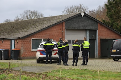 Verdachte zou medeverdachte met dood hebben bedreigd in rechtszaal: rechtbank zet proces toch samen 