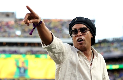 Ronaldinho keert terug op het voetbalveld bij Italiaanse club