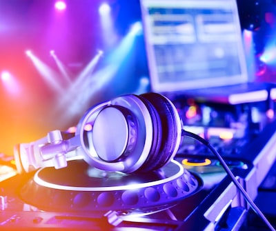 Luisterclub 55+ binnenkort van start in Het Klooster Woerden