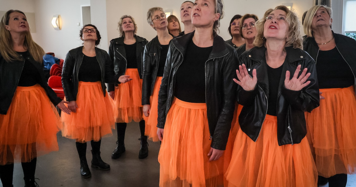 Dit koor treedt op in poptempel Paradiso: ‘Precies een kwartier voor vier liedjes’
