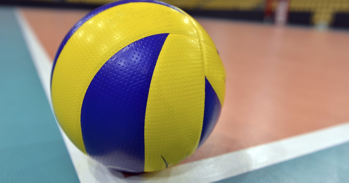 IVO Deurne eert vrijwilliger Rinus Pecht met gymzaal