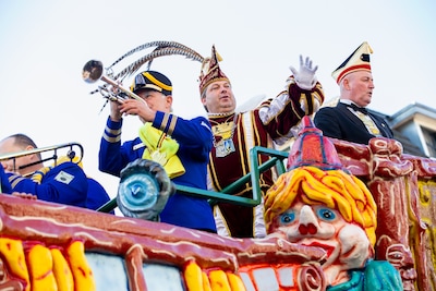 Nijmegen laat uitstootvrije optocht los en kiest weer voor ‘bruisende’ stadsoptocht met wagens en tr