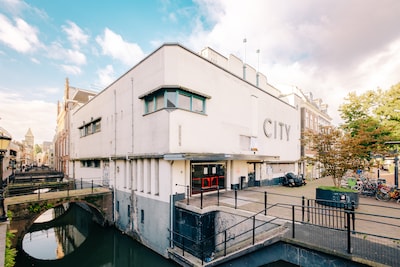 Beton-T, Vechtclub en Kantine hebben grote plannen met de City-bioscoop: ‘Het is zo’n vet, iconisch 