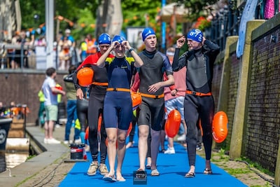 Spring in het water voor het goede doel: Swim to Fight Cancer keert terug naar Breda