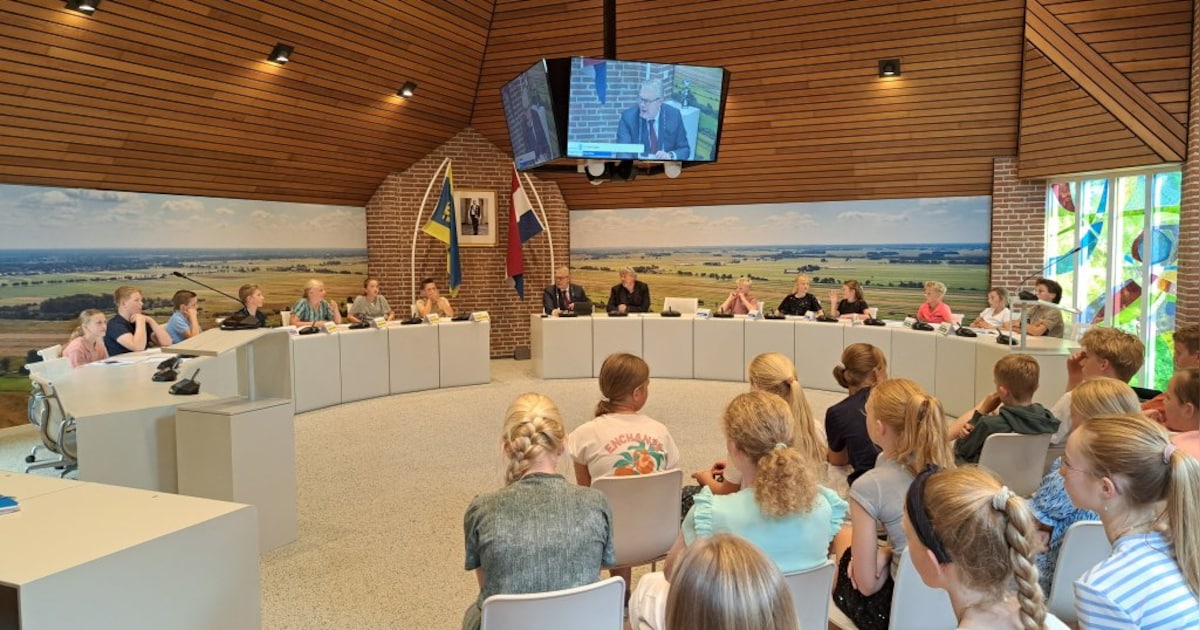 Kindergemeenteraad in Staphorst debatteert over fatbikes en zwembad