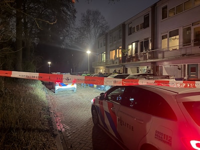 Bewoner aangehouden na steekpartij in Zwolle: ‘Er lag veel bloed op straat’