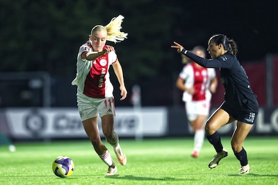 Ajax Vrouwen bereikt volgende ronde Europa Cup, PSV wint in troosteloos decor