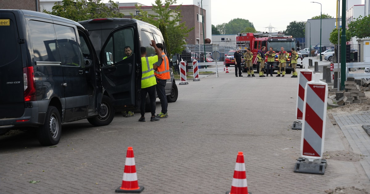 Brandweer rukt uit voor gaslekkage aan Snoekbaarsweg in Bunschoten
