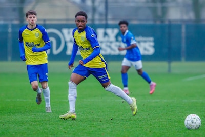 RKC wint besloten oefenduel van Jong KRC Genk en ziet langverwachte terugkeer onder de lat