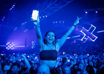 Raving on a train or dancing in a church: 8 unique ADE locations in Amsterdam