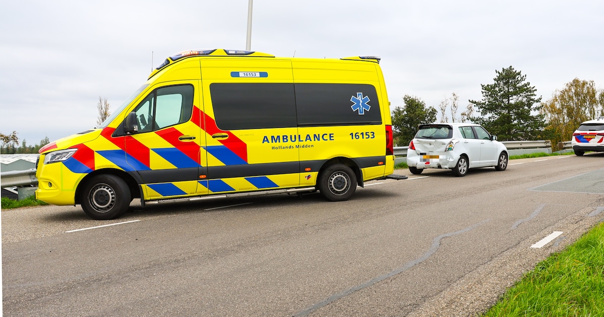 Gewonde na botsing op Oosteinde in Moordrecht