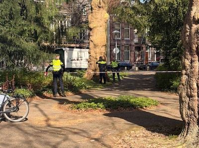 Deelnemer paaseierspeurtocht vindt gaspistool in Utrechts Wilhelminapark