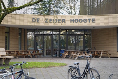 Mogelijk wolf gesignaleerd bij school in Zeijen, leerlingen mogen niet buiten spelen