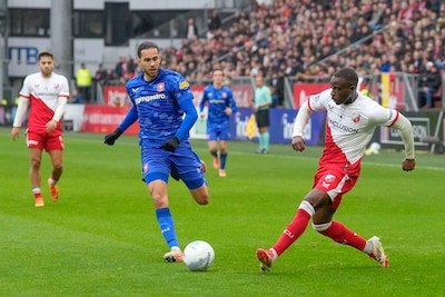 FC Utrecht heeft goede start na rust, op voorsprong tegen FC Twente