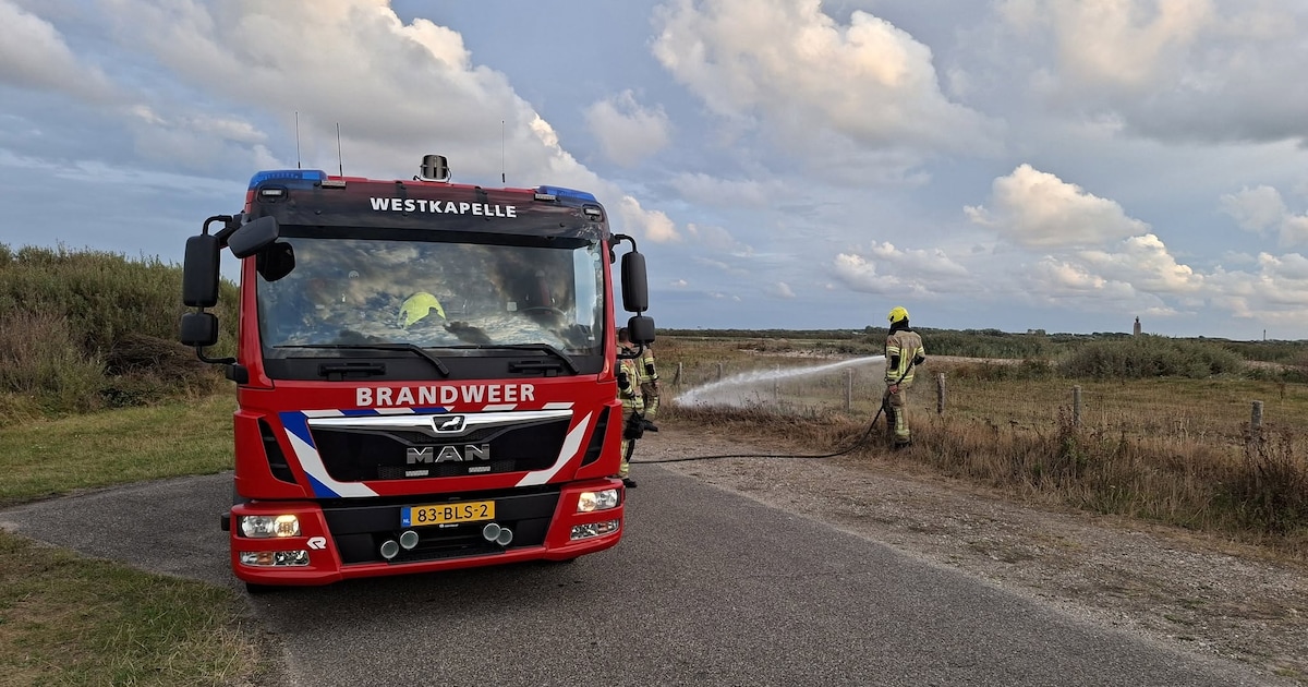 Brandweer moet wéér uitrukken voor verschillende duinbrandjes bij Westkapelle