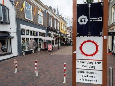 Discussie laait weer op over betaald parkeren rond centrum Doesburg: ‘We jagen de bezoeker de stad u