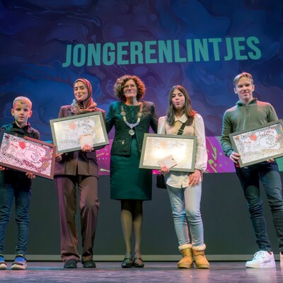 Nieuwegein roept op tot nominaties voor jongerenlintje