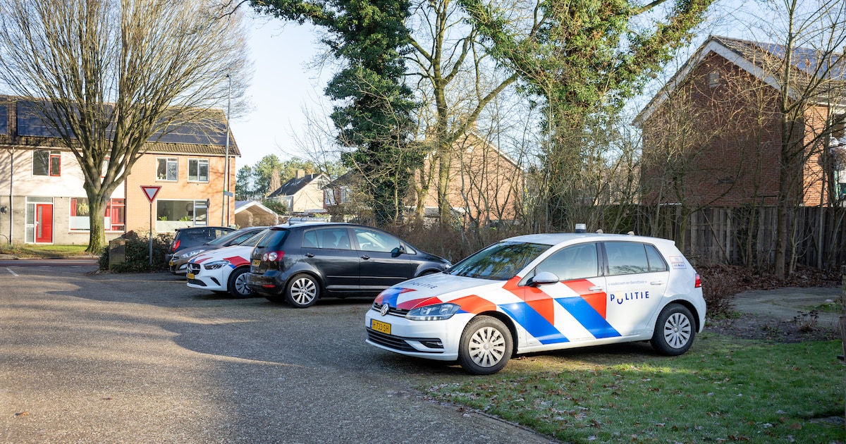 Politie vind tientallen kilo’s illegaal vuurwerk in woning Gramsbergen