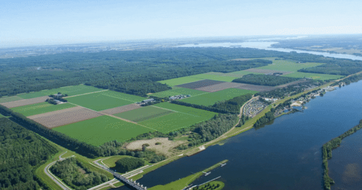 Megakazerne aan de overkant van Nijkerk verdeelt lezers