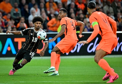 Oranje halverwege op achterstand tegen Duitsland, Meerdink maakt debuut na blessure Brobbey