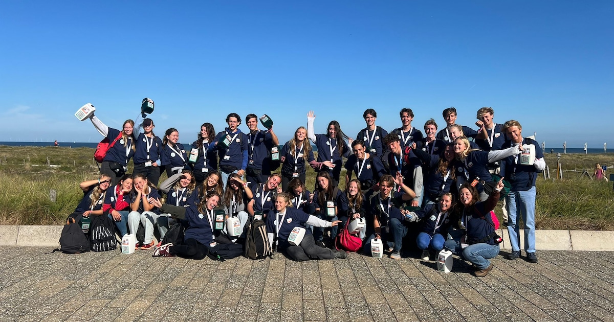 Aankomend studenten van L.S.V. Minerva collecteren in regio voor Support Casper
