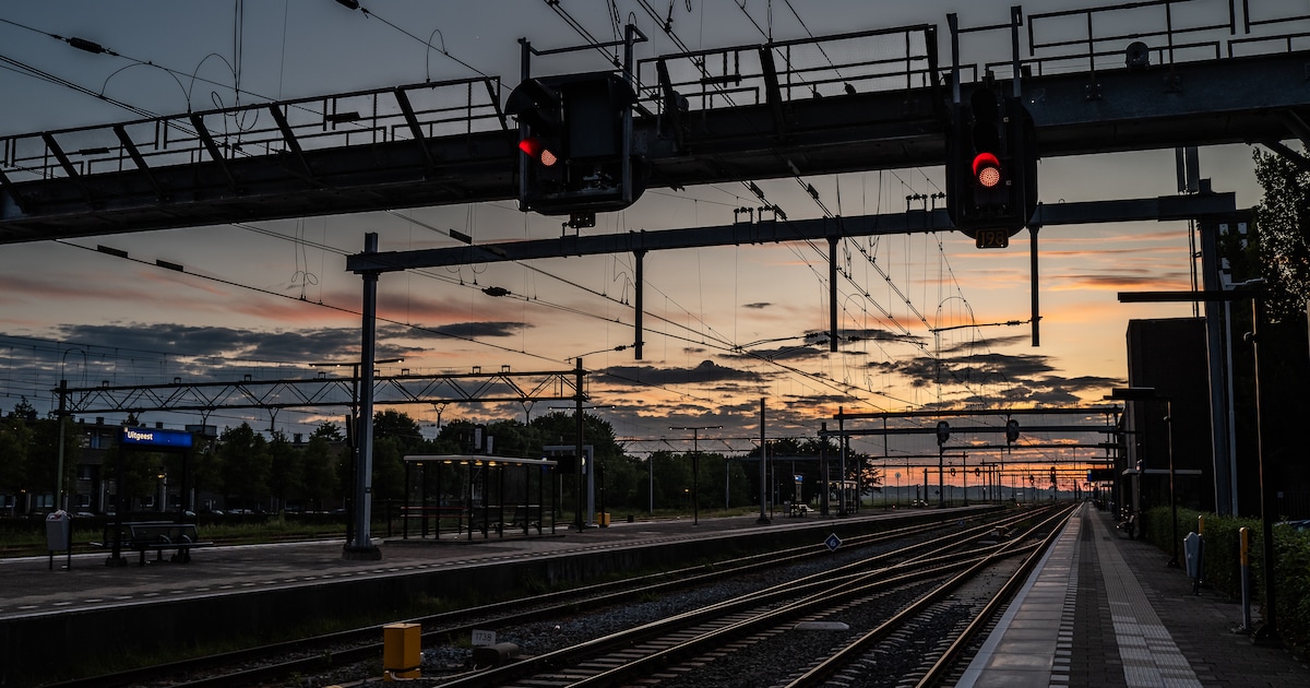 Gemeente plaatst extra camera’s bij station om fietsdiefstallen en overlast aan te pakken