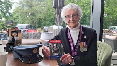 Veteraan Robbie Hall (103): ‘I feel the world is a very dangerous place now’